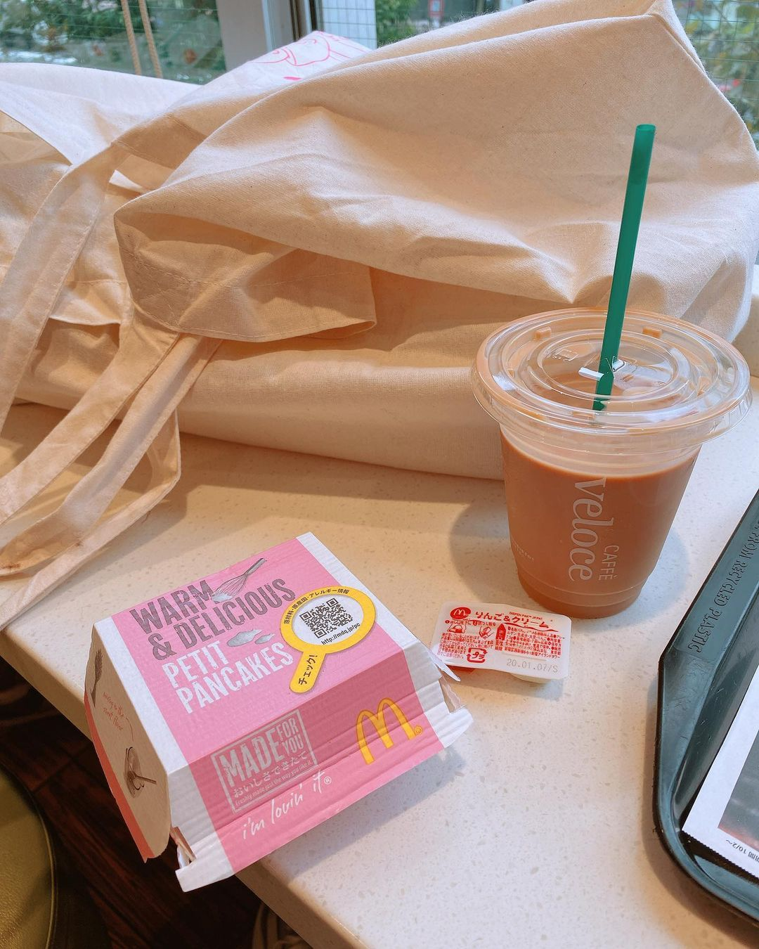 Dreamland Makeup Shop